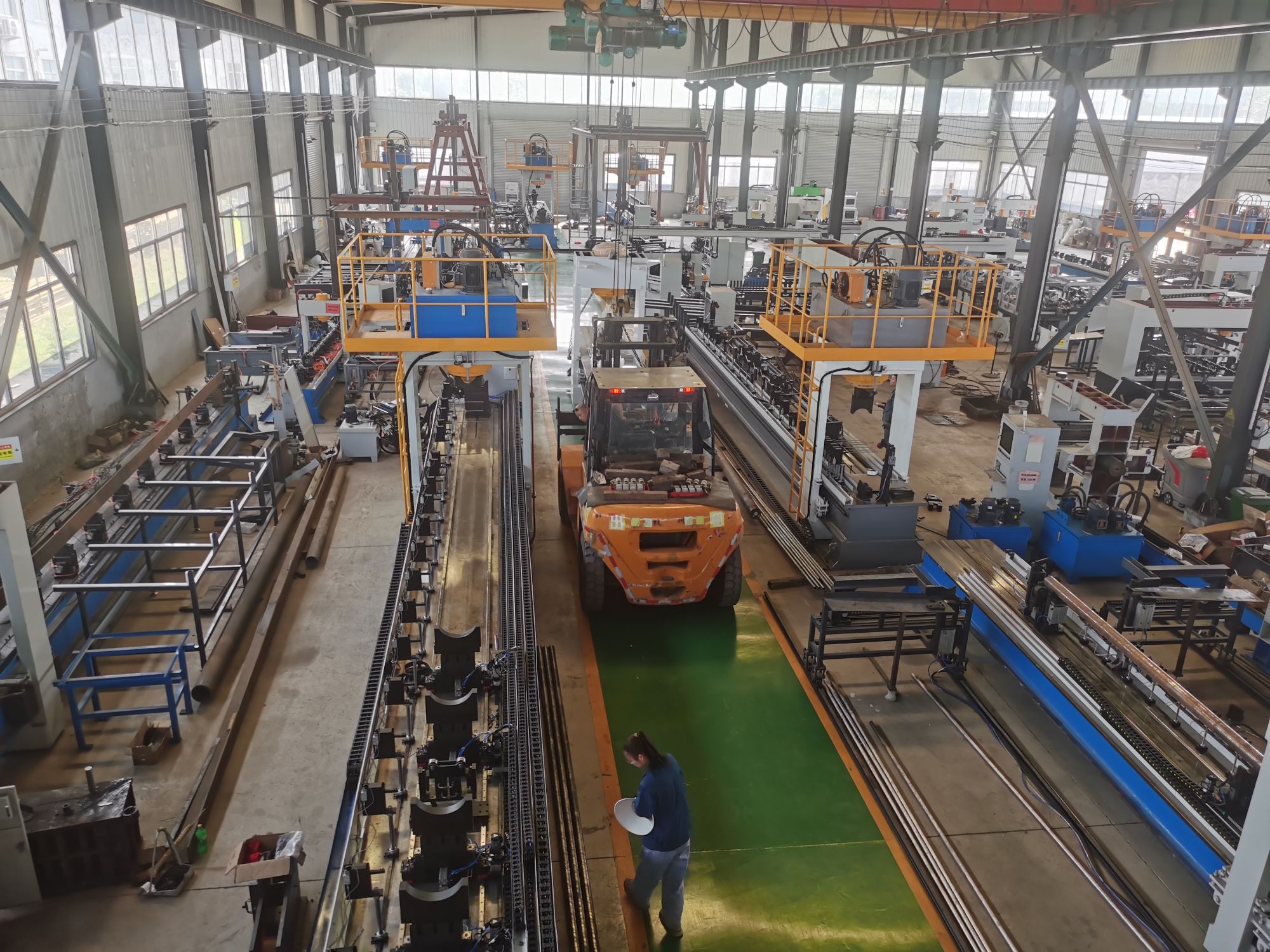 ShangDa workshop floor with precision assembly line