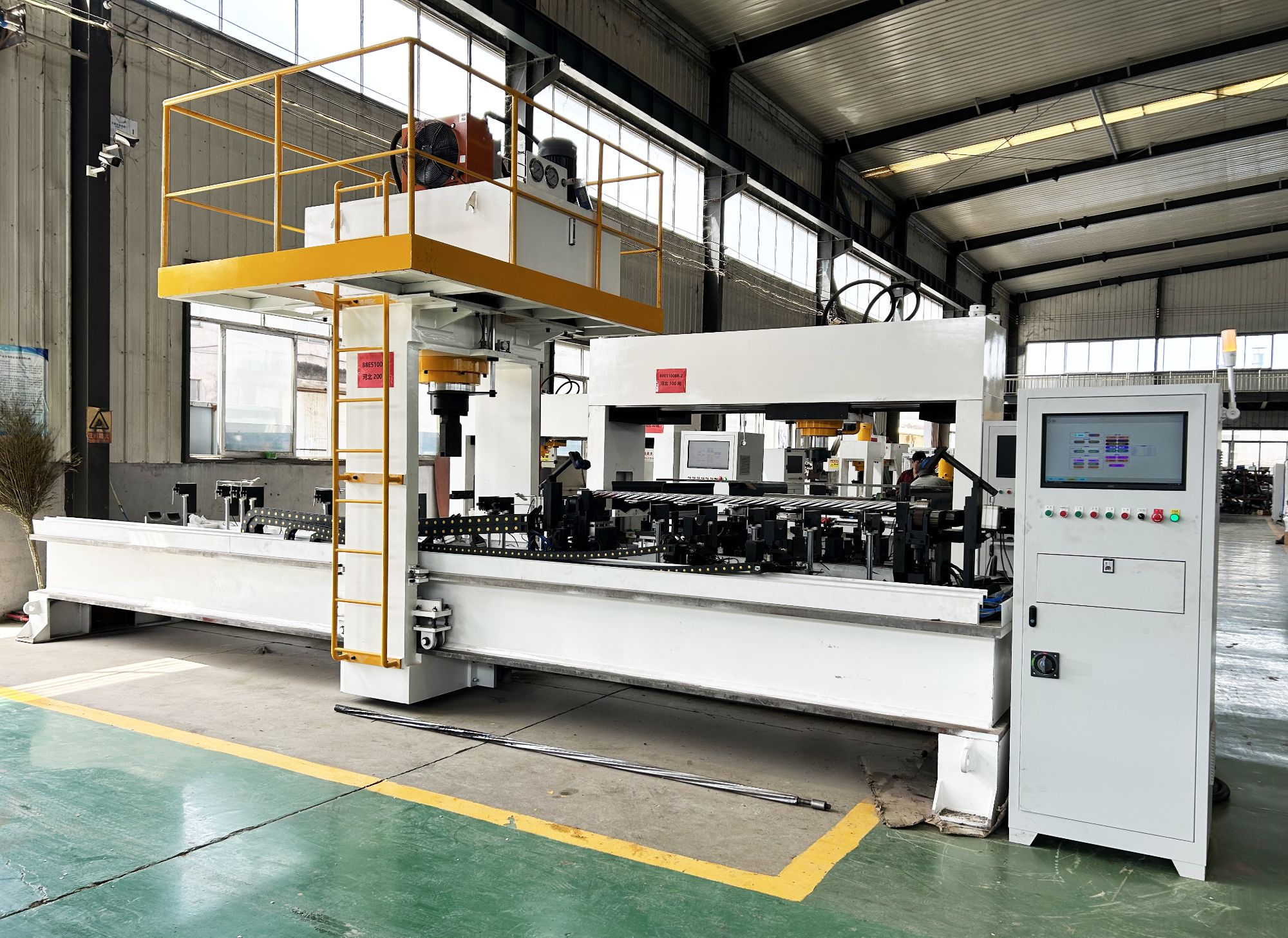 200 ton straightening machine for spiral shafts