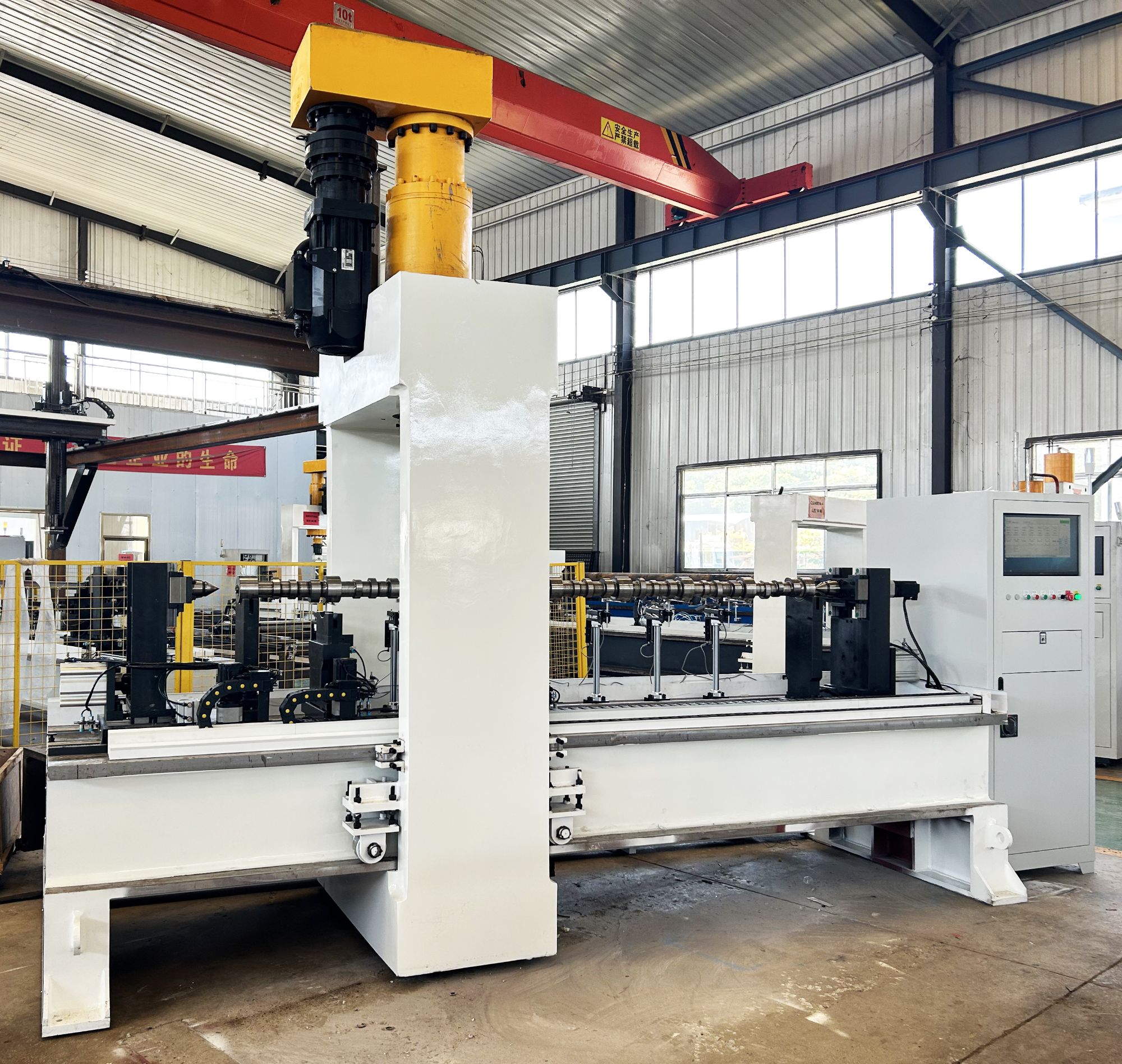 100-ton gantry-type straightening machine for long uneven shafts