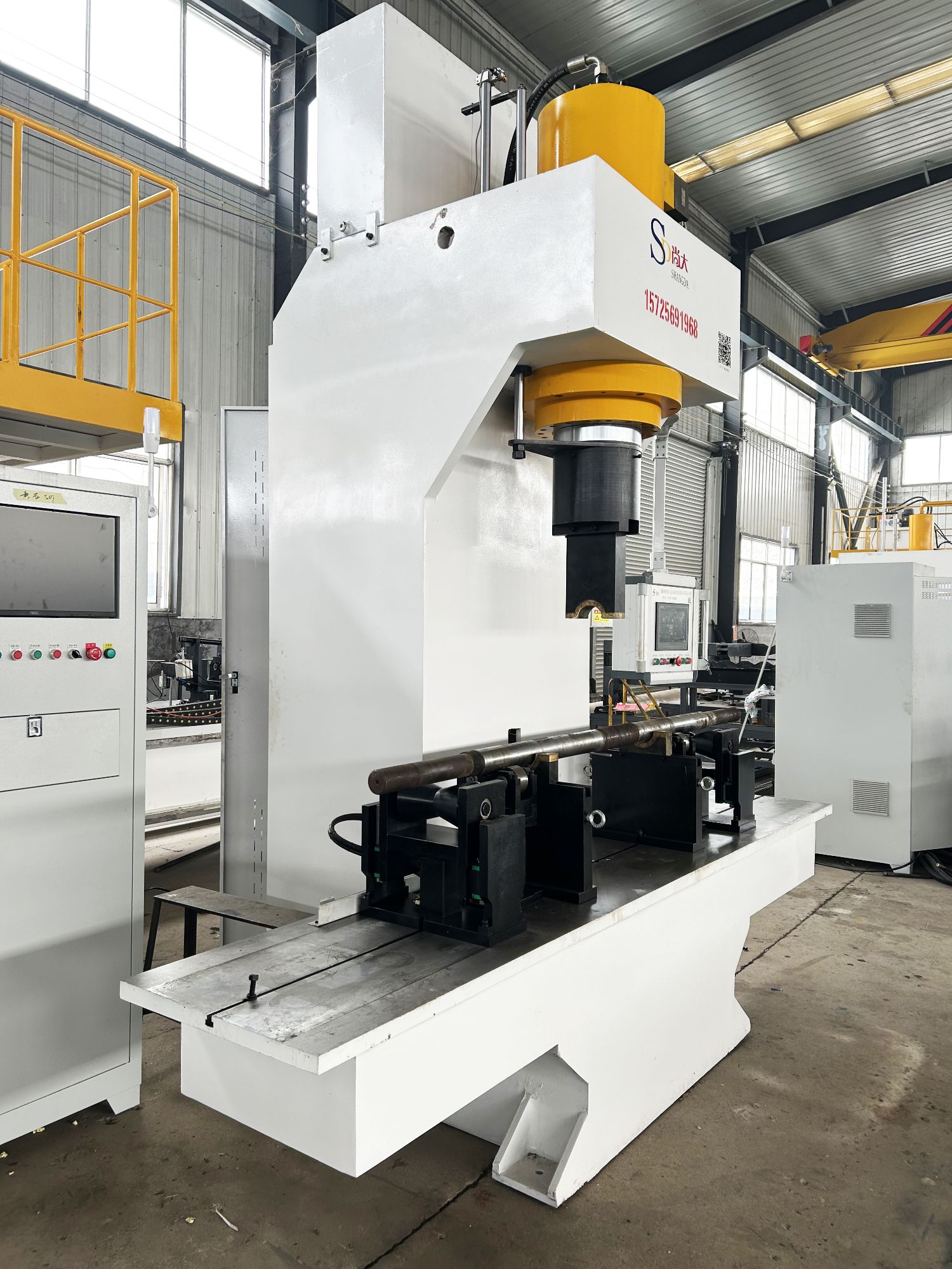 Shaft bar using 200 ton C-frame straightener