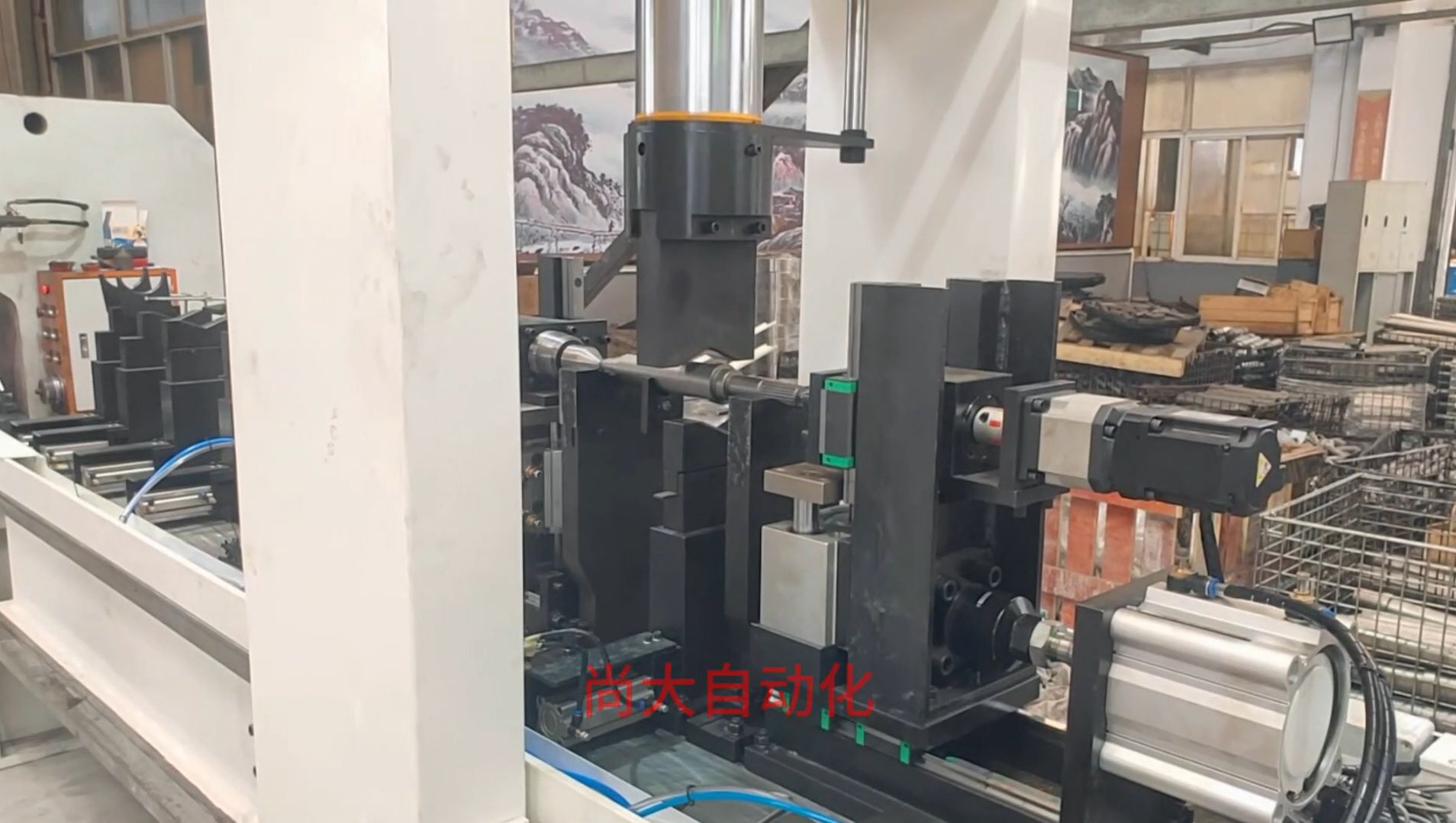 Asymmetric shaft straightening possible on CNC shaft machine